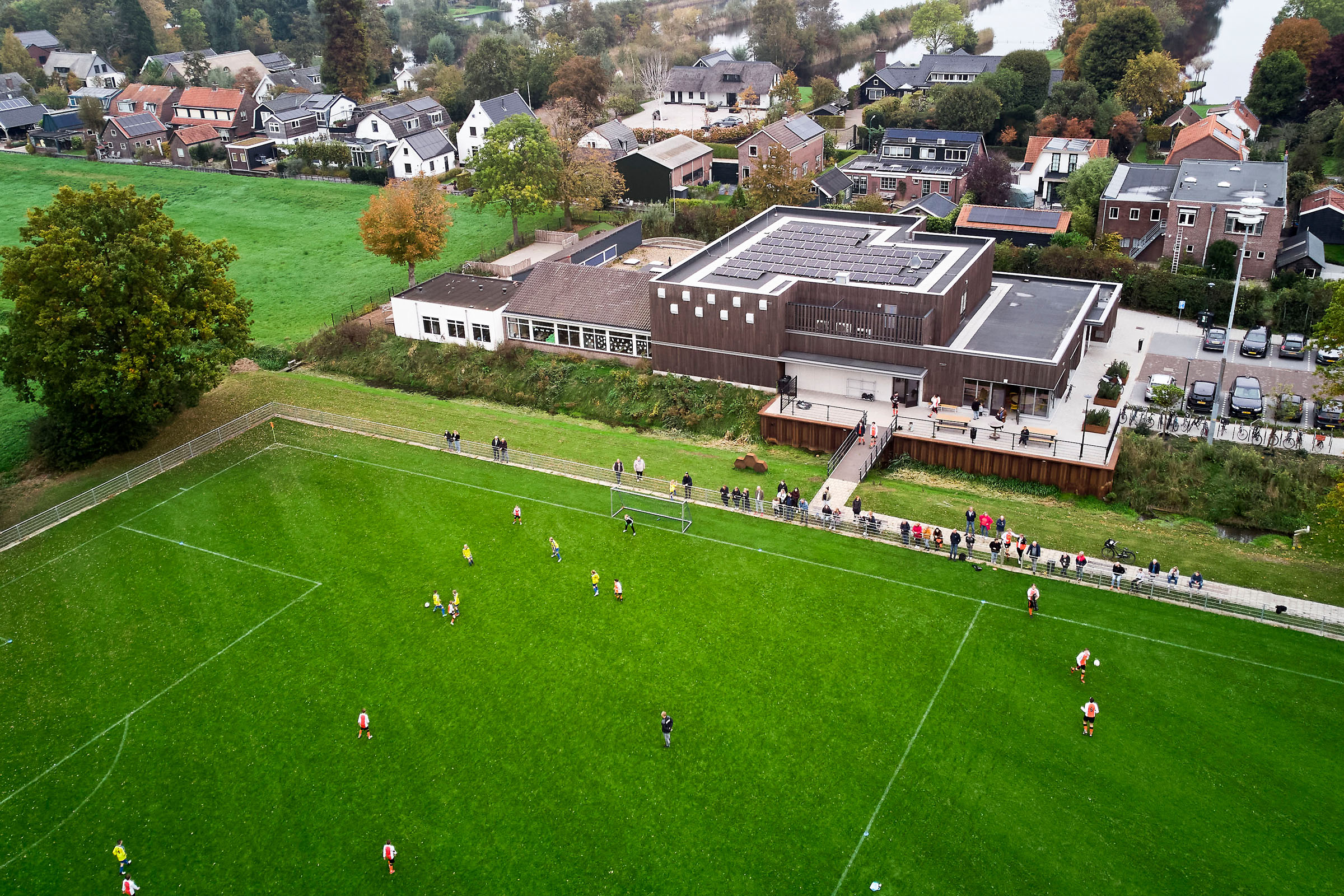 Multifunctioneel centrum De Veenkluit